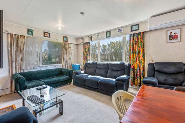 78 Waihemo Street Waitangirua_3