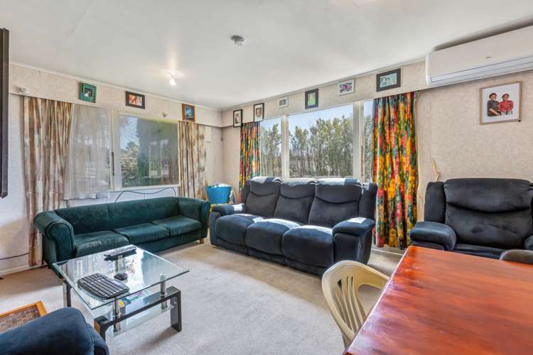 78 Waihemo Street Waitangirua_3
