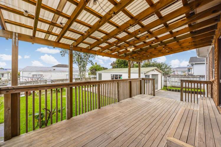 73 Hyperion Drive Randwick Park_13