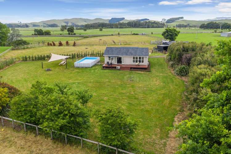 225 State Highway 25 Waitakaruru_16