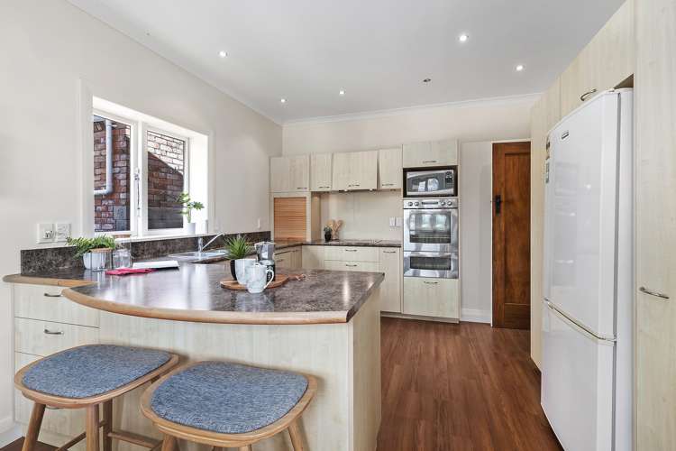 4 Te Reinga View Tawa_23