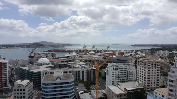 2209/10 Waterloo Quadrant Auckland Central_1