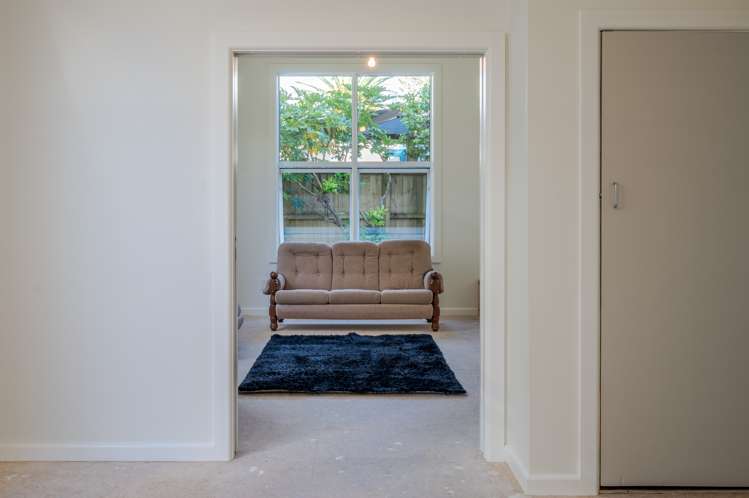 55 Beach Road Akaroa_18