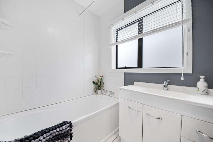 1/51 Sturrocks Road Redwood_7