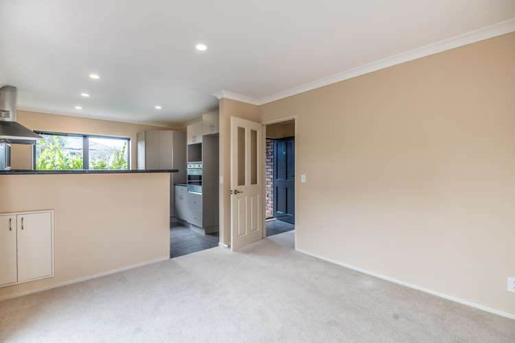 68 Erlestoke Crescent Churton Park_12