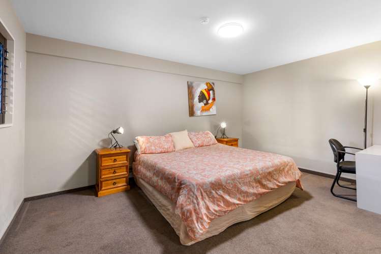 3/2 Manor Place Dunedin Central_11
