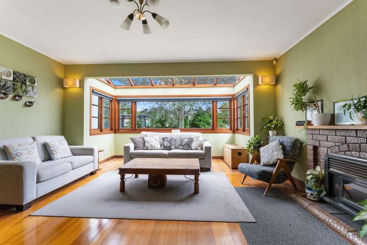 55 Coronation Road Mangere Bridge_11