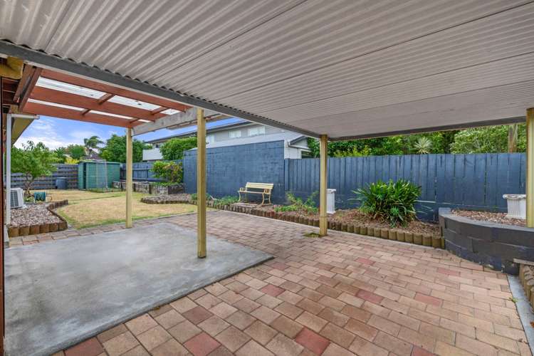 2/60 Vivian Wilson Drive Eastern Beach_13