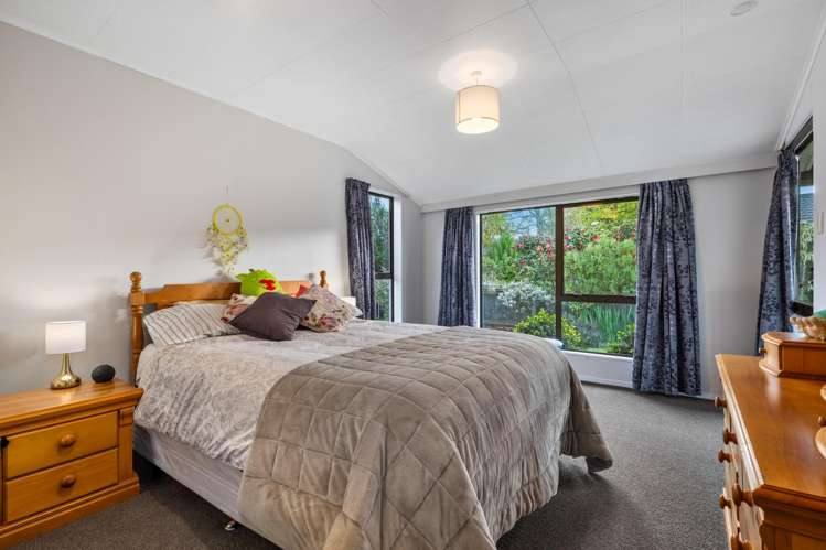 34 and 34A Lakings Road Springlands_4