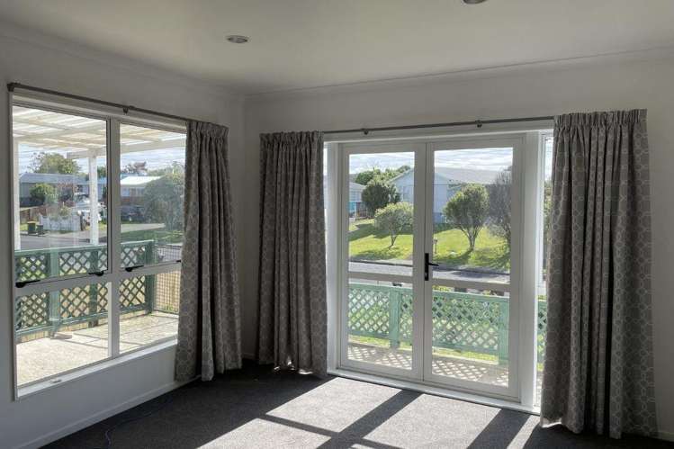 35 Eddowes Street Manurewa_2