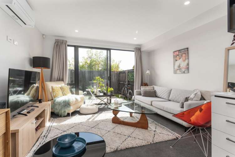 11/24 Percy Street Phillipstown_3