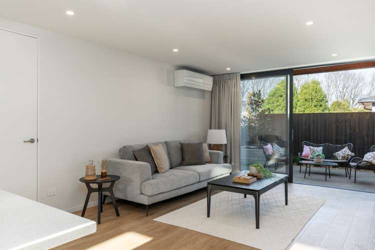 8/58 Waltham Road Sydenham_4