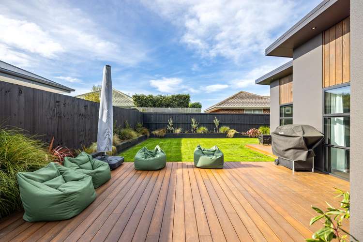 13 Russ Drive Lincoln_22