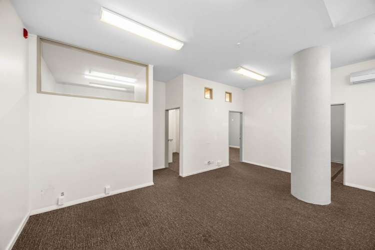 Unit 8/145 Quay Street City Centre_6