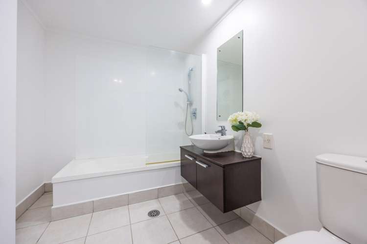 604/47 Hobson Street Auckland Central_12
