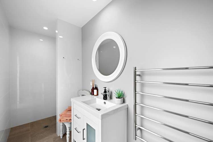 38 Baxter Michael Crescent Cambridge_33