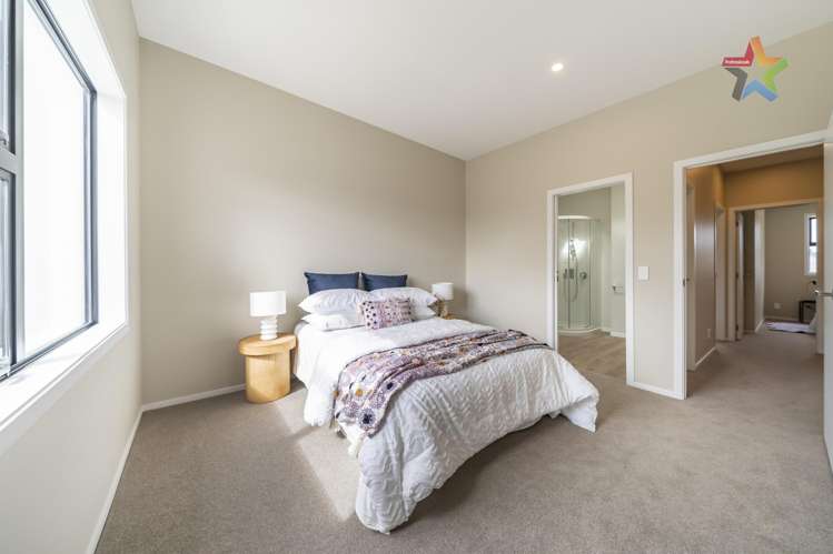 111 Hewer Crescent Naenae_14