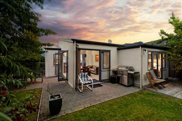 144 Park Street Queenstown_23