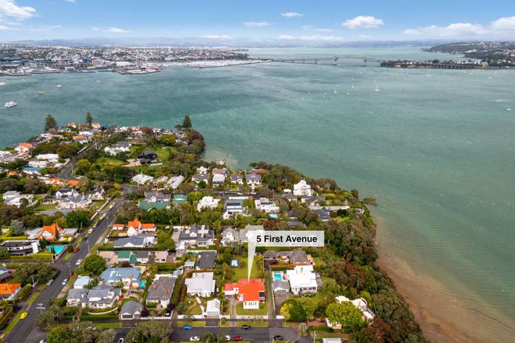 5 First Avenue Stanley Point_29