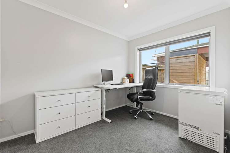 1/58 Challen Close Conifer Grove_6