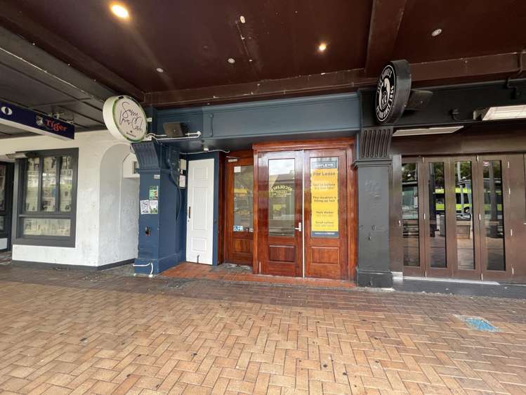 24-26 Courtenay Place_0
