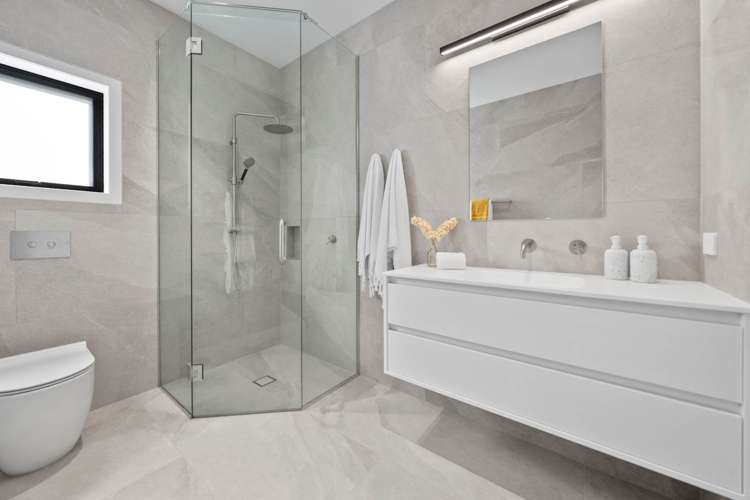 1/1 & 2/1 Dromorne Road Remuera_14