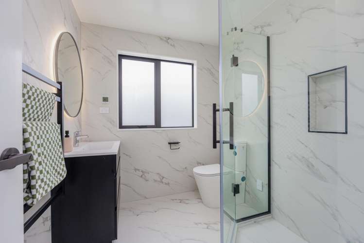 9B Catalina Crescent Forrest Hill_14