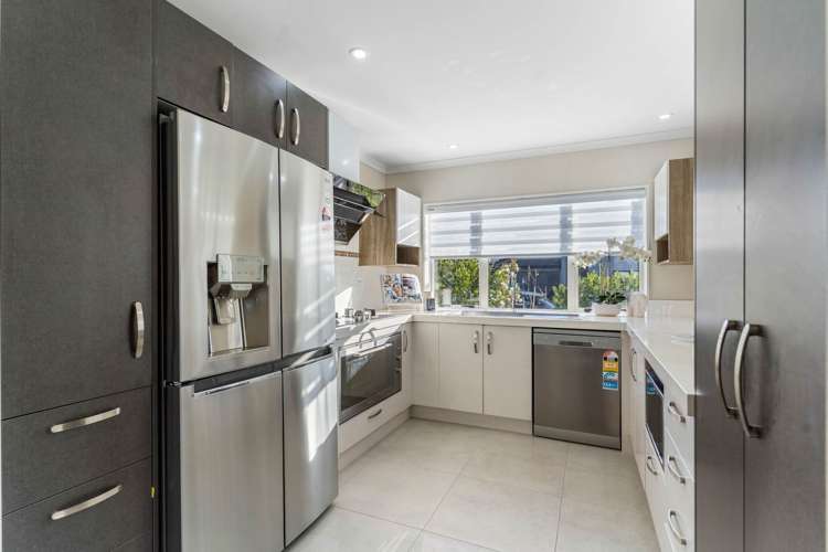 2 Lorenzo Way Flat Bush_10