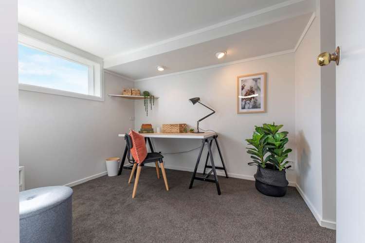 26 Highland Avenue Titirangi_15