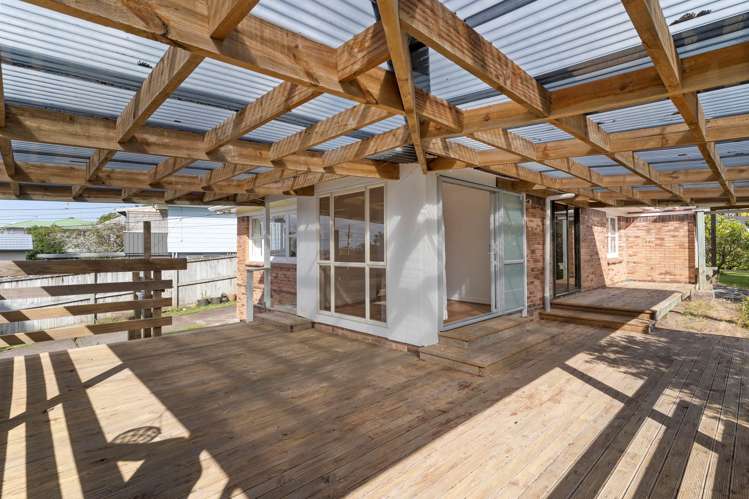 57 Ranui Avenue Ranui_13