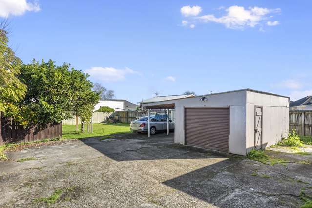 28 Yeats Crescent Fairfield_4