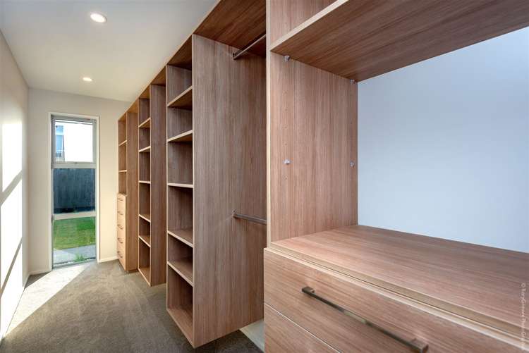 75 Halpin Drive Lincoln_14