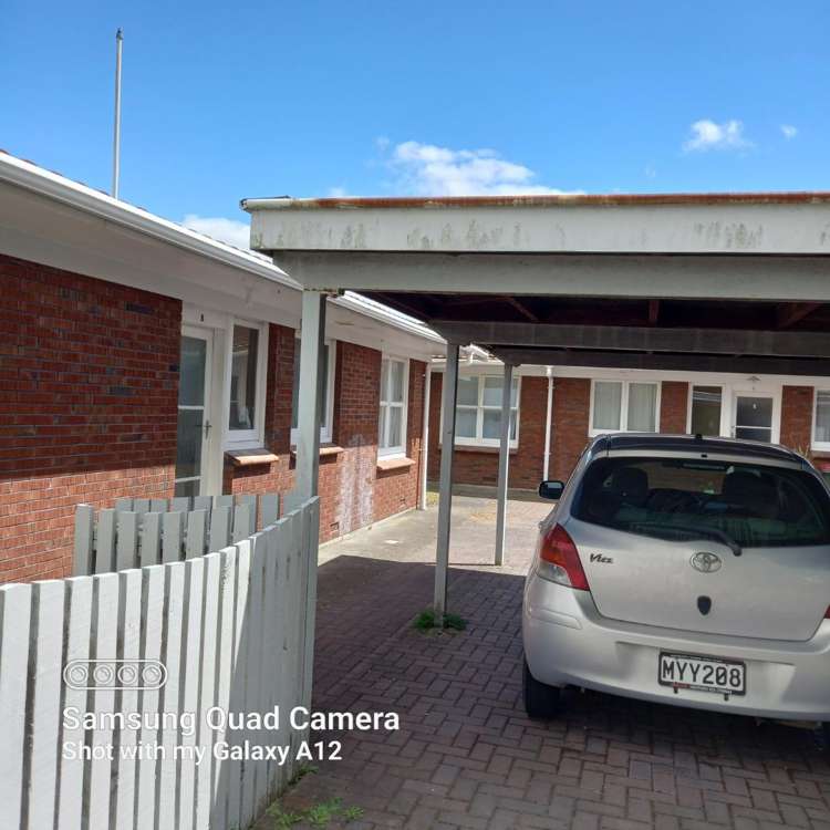 2B Larch Street 11068_1