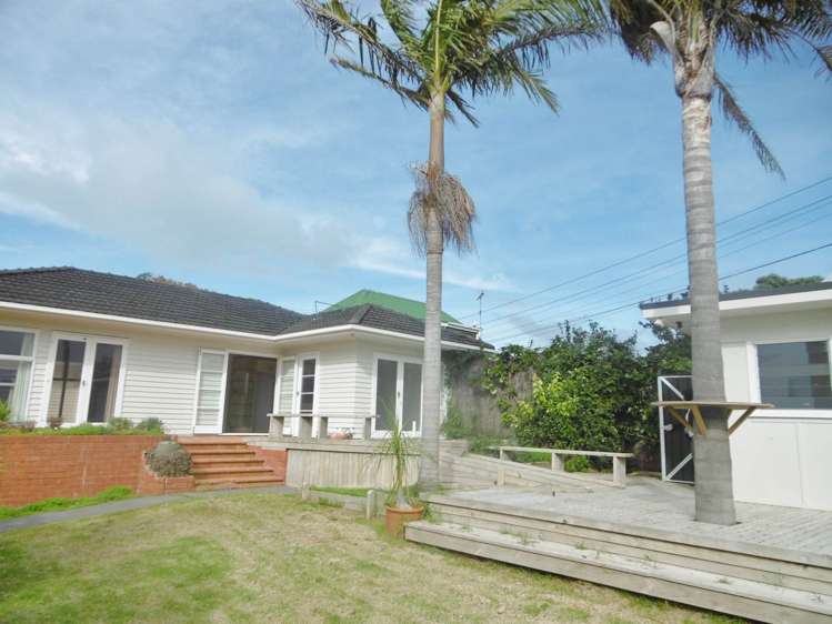 123 Shakespeare Road Milford_21