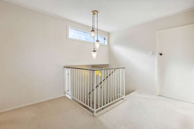 2/121 Monarch Avenue Hillcrest_12