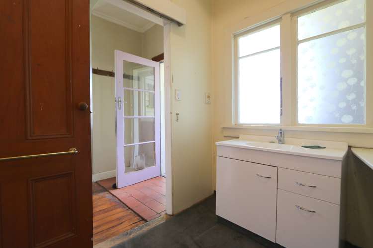 9 Kennington Waimatua Road Kennington_20