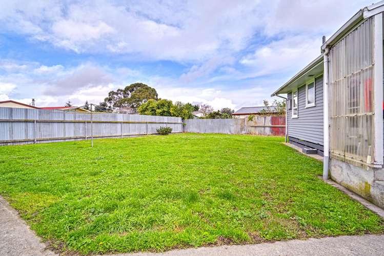 12 Liverpool Crescent Flaxmere_11