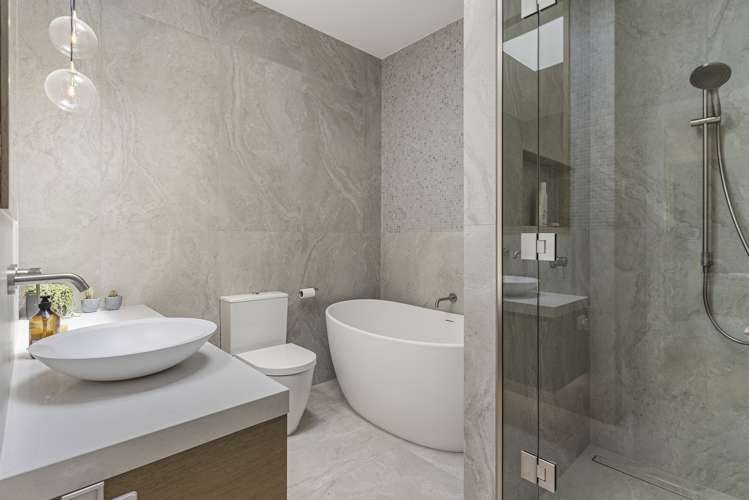 10 Sadgrove Terrace Mount Albert_16