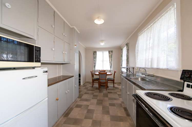 61 Whitby Crescent Flaxmere_11