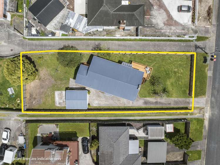 21 Fairclough Road Beach Haven_15