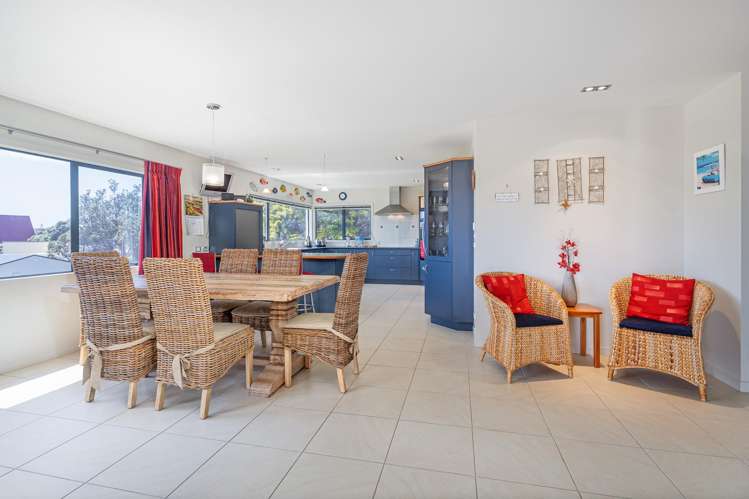 1 Centreway Pauanui_8