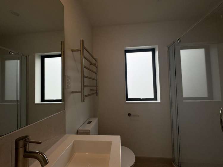 1/3 Eskdale Road 1605_10