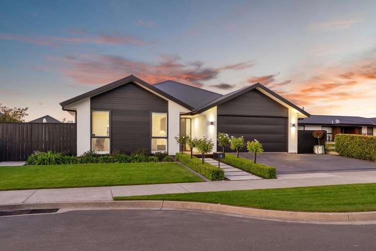 12 Verdeco Boulevard_0