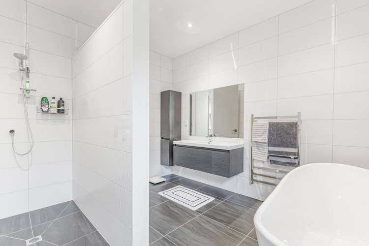 78 Riverhead Point Drive Riverhead_20