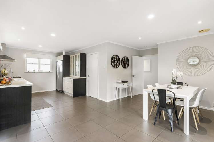 4 Lancaster Road Beach Haven_10