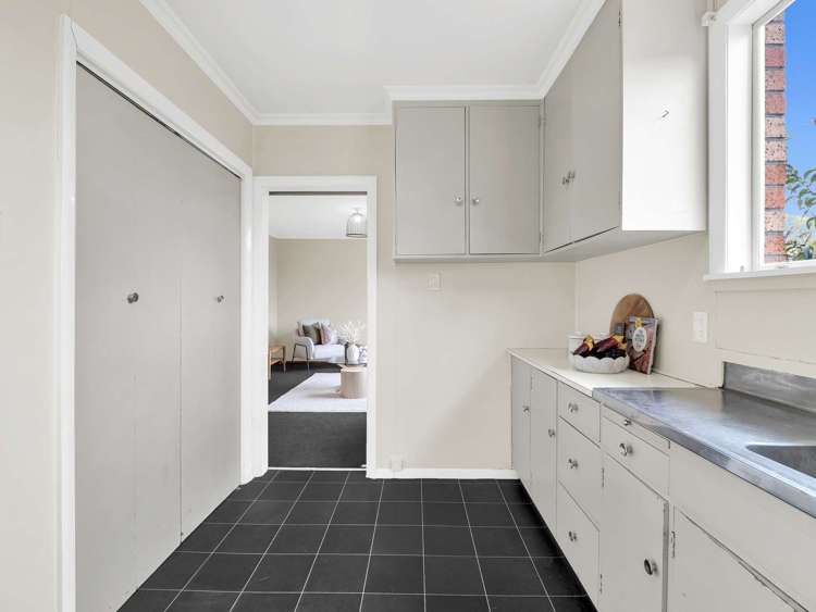 2/84 Linton Street West End_16