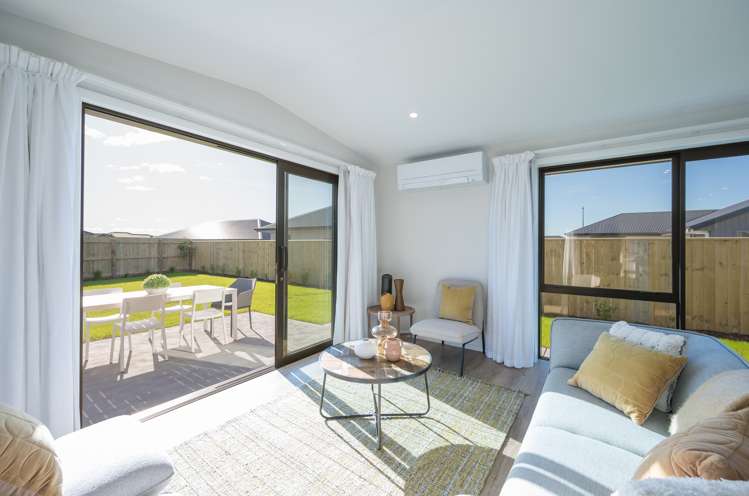 10 Lampton Street Richmond_14