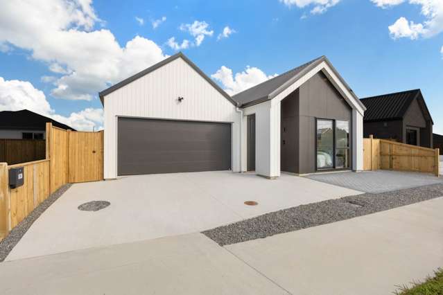 Reserve-Facing 4-Bedroom Home with Double Garage