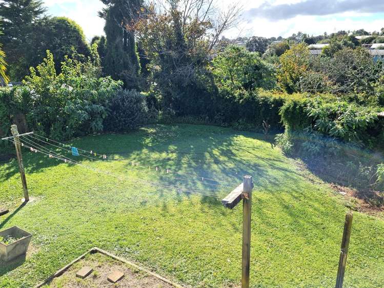 2 Farmer Street Te Kamo_17