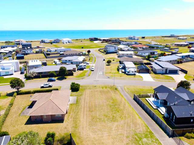 30 Arakotipu Blvd Waiotahe_3